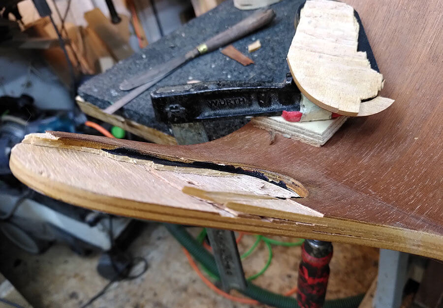 Étape d'une reconstruction des différentes couches de bois croisé.