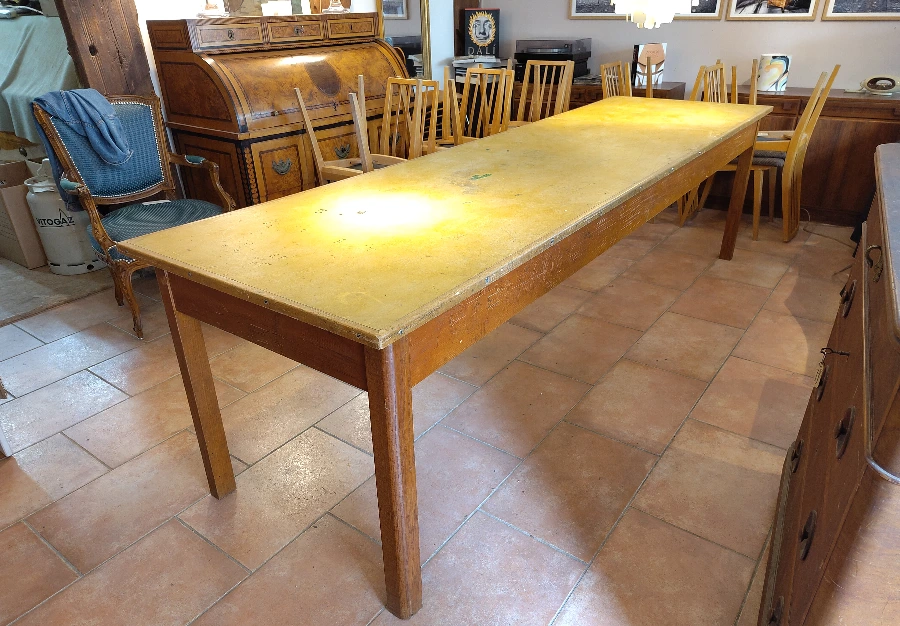 Grande table à vendre à Fribourg - Au Péché du Mobilier